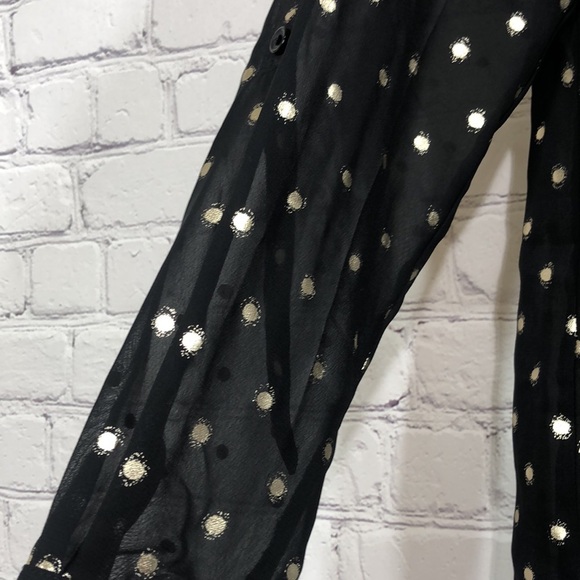 The limited button down - Picture 4 of 9